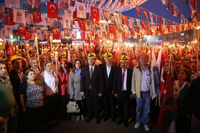 Başkan Kılıç, 19 Mayıs Ata'yı Anma Yürüyüşünde tek yürek oldu2